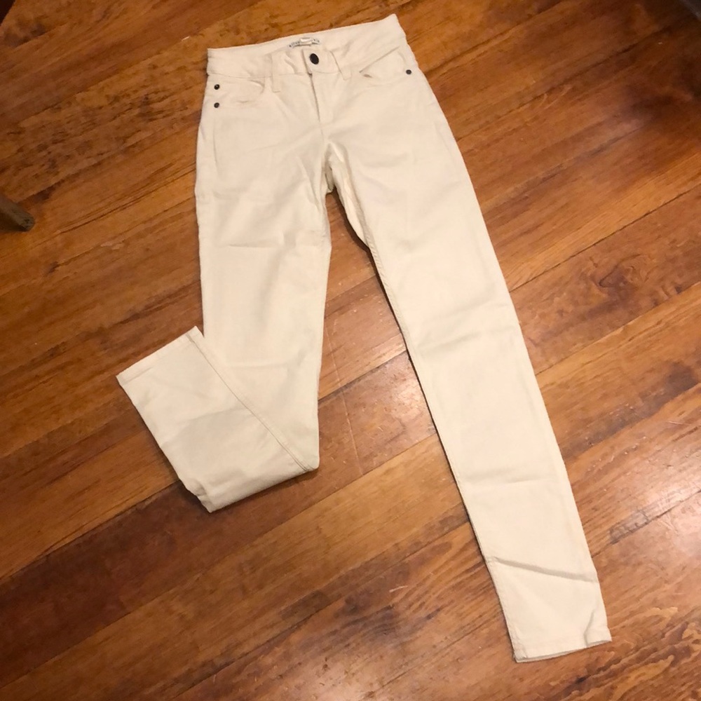NWOT Alice + Olivia jeans